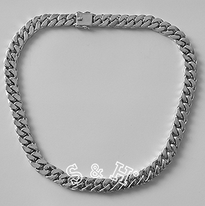 Stříbrný náhrdelník